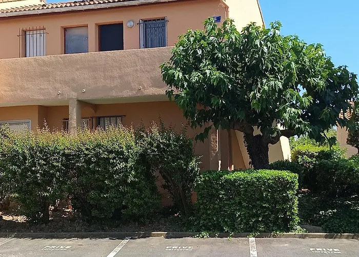 Le T2 Spacieux 44m2 Wifi Clim Апартаменты